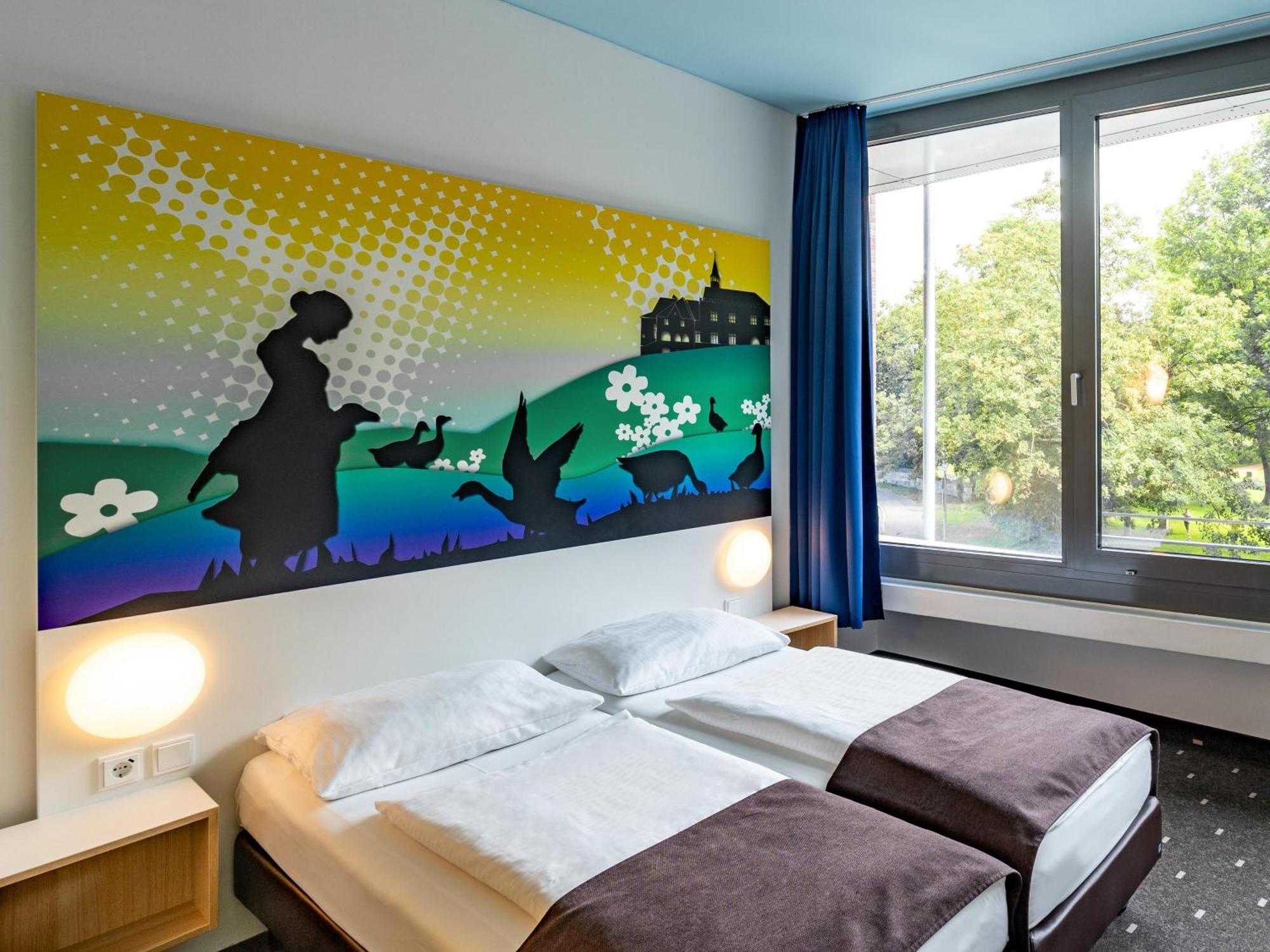 B&B Hotel Goettingen-City Экстерьер фото