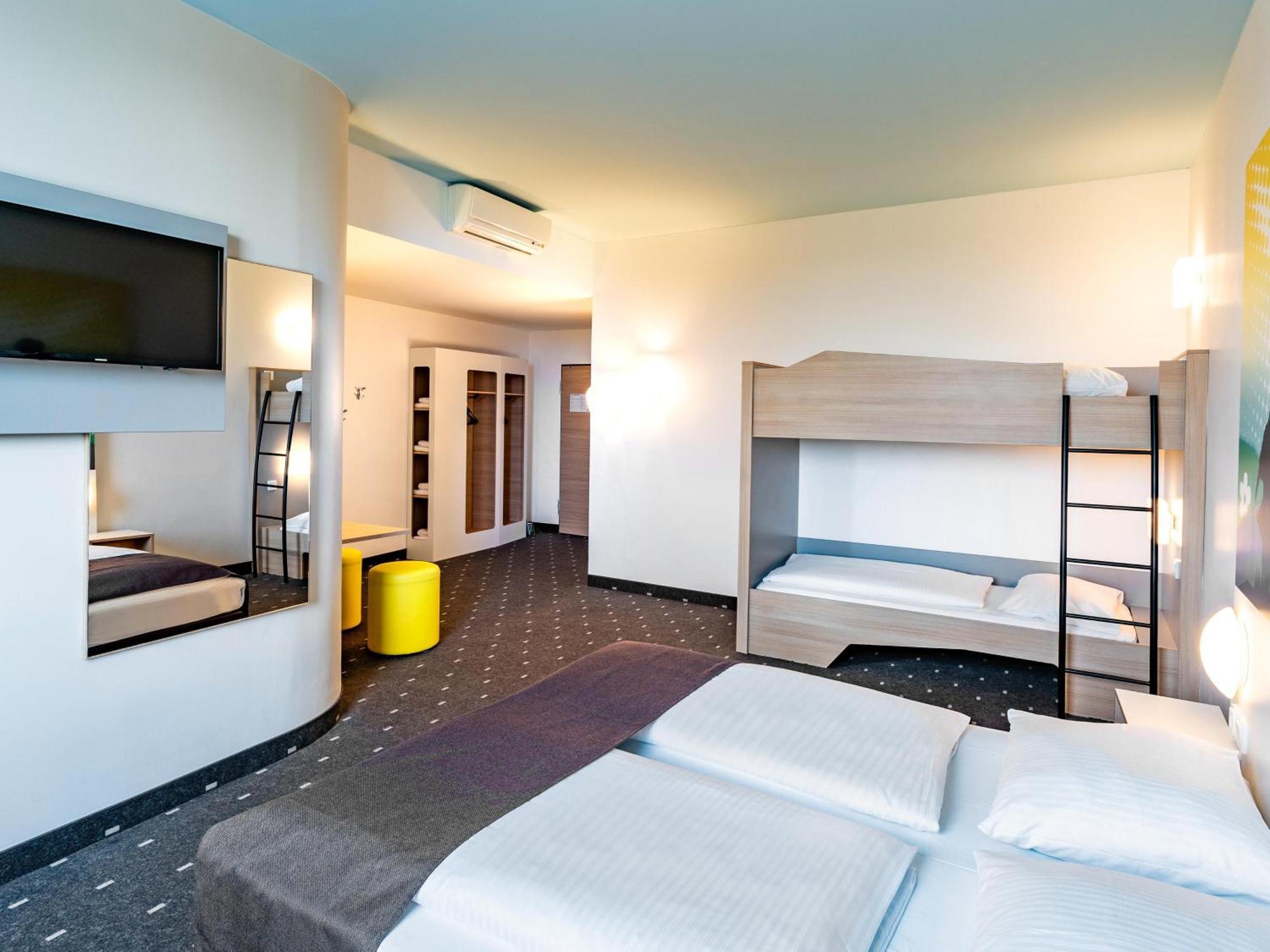 B&B Hotel Goettingen-City Экстерьер фото