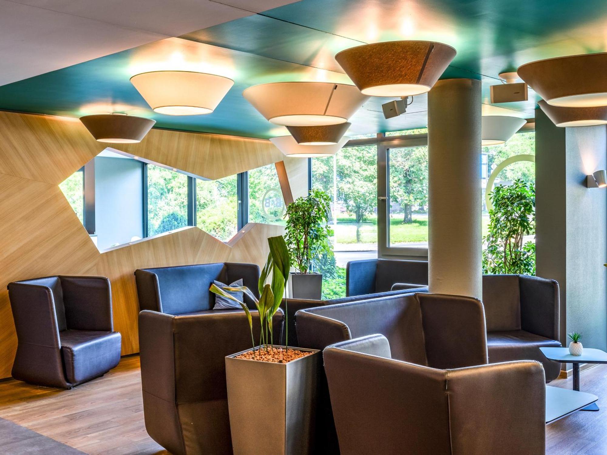 B&B Hotel Goettingen-City Экстерьер фото